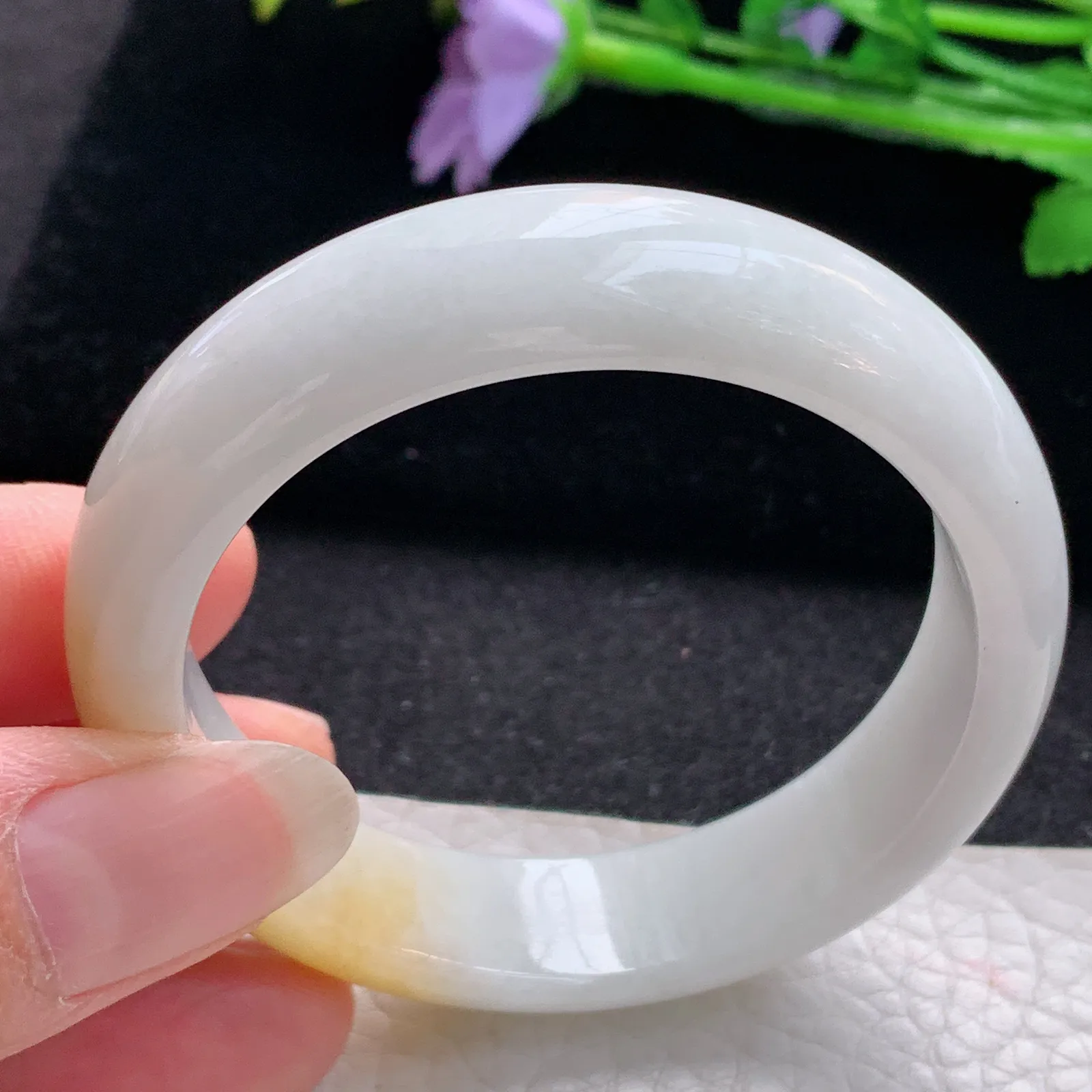 nr实拍56*48*12.8*7轮胎镯 缅甸翡翠a货玉手镯双彩水润椭形宽版玉手环