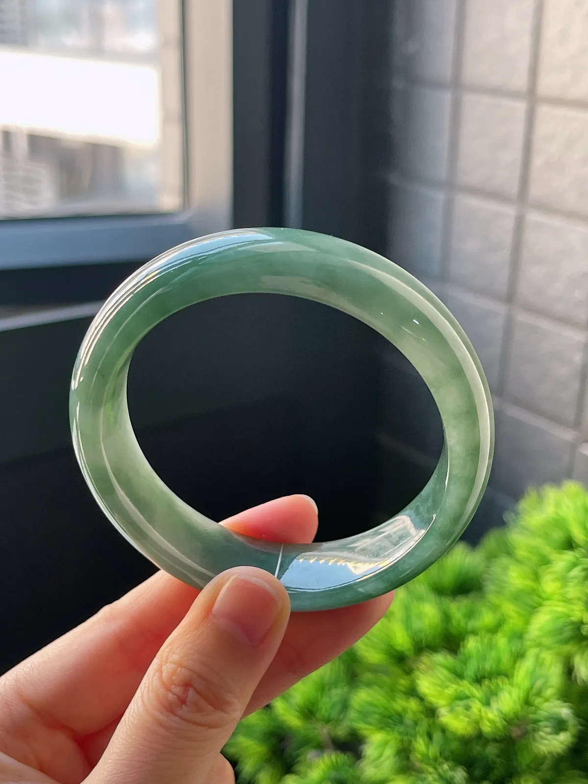 正圈55.5圈口，翡翠糯化种灰绿色手镯