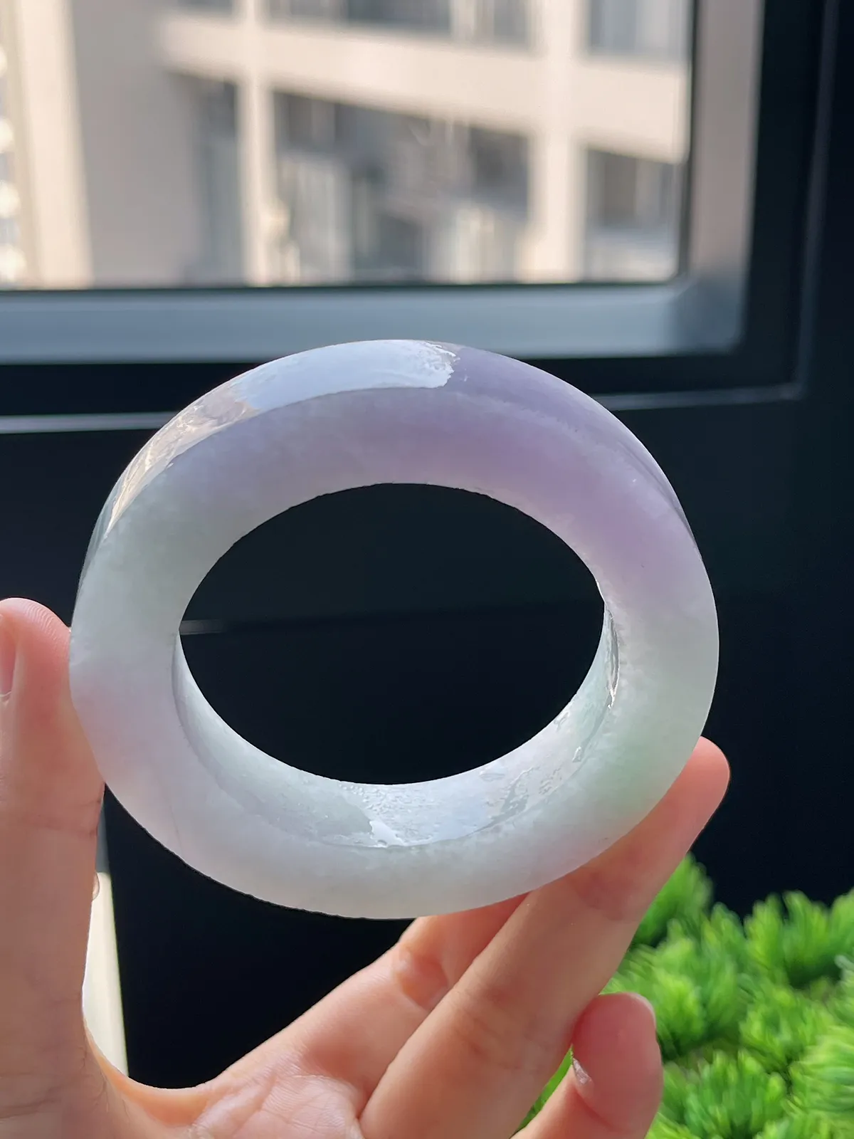 翡翠毛坯，⭕️正圈最大做59.7，圆条最大做55.7；最小做52