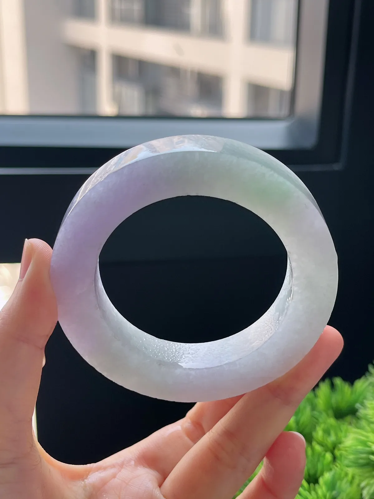 翡翠毛坯，⭕️正圈最大做59.7，圆条最大做55.7；最小做52