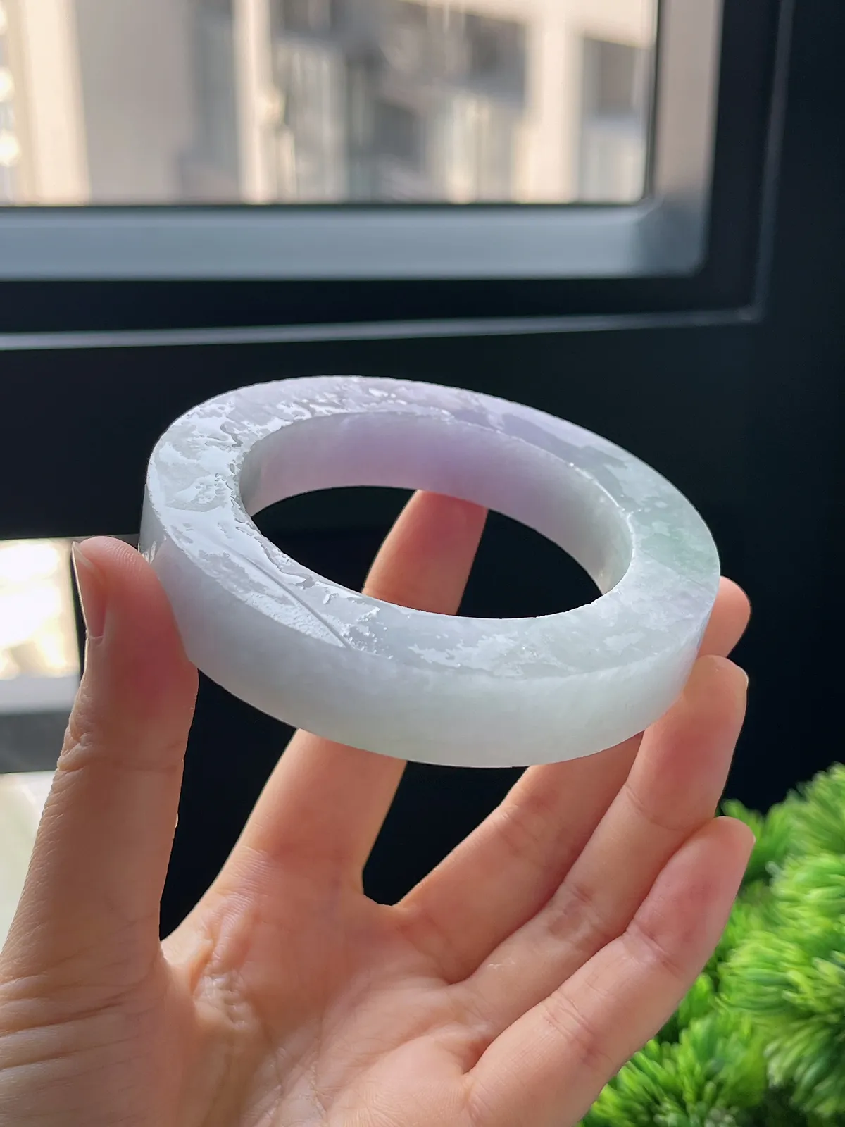 翡翠毛坯，⭕️正圈最大做59.7，圆条最大做55.7；最小做52