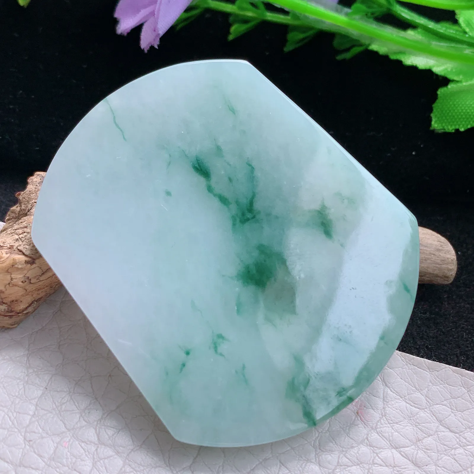 zen自然光55.6*47.5*6天然缅甸翡翠飘花大气无事牌 素面牌玉吊坠 玉挂件