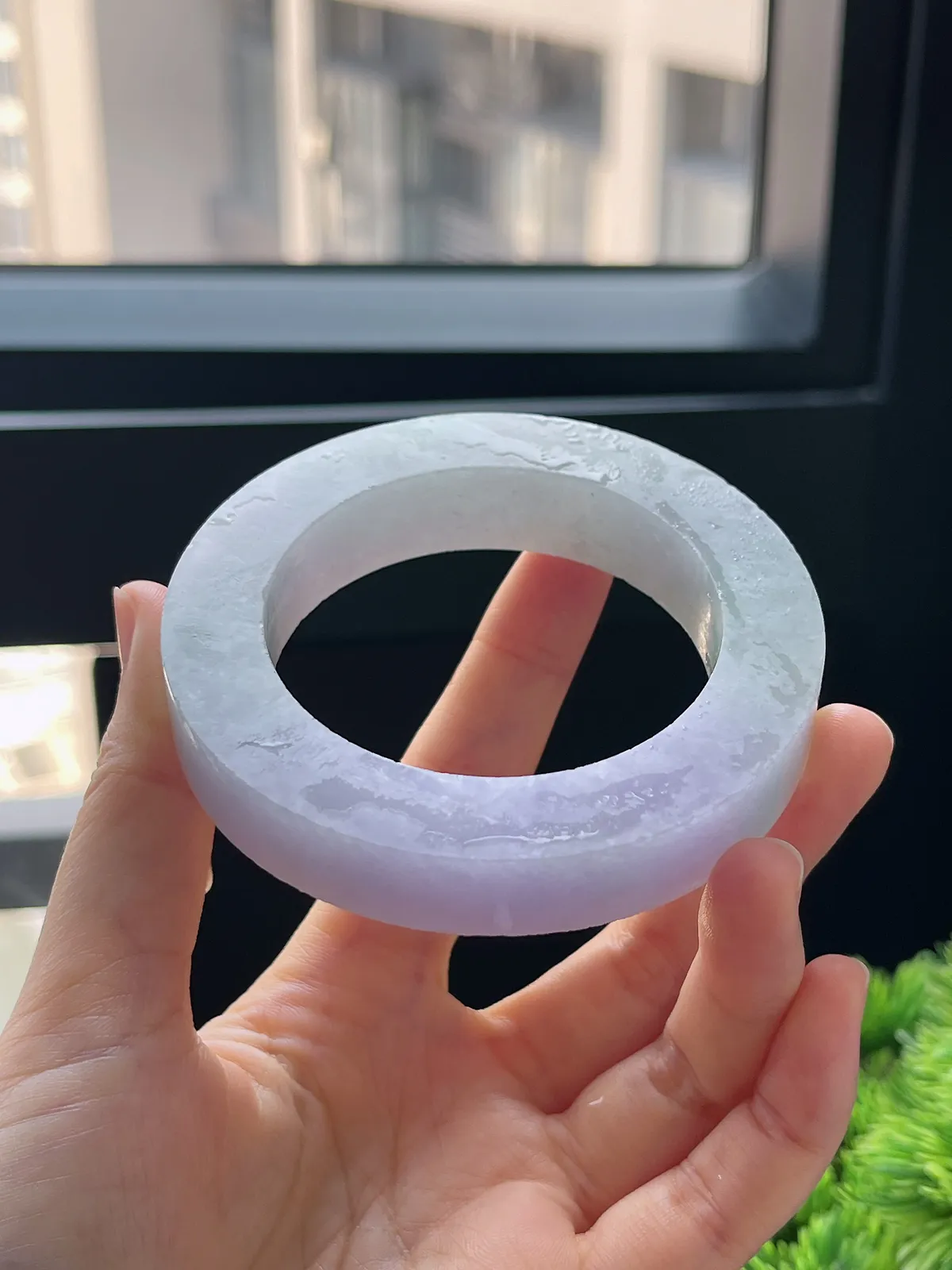 翡翠毛坯，⭕️正圈最大做59.7，圆条最大做55.7；最小做52