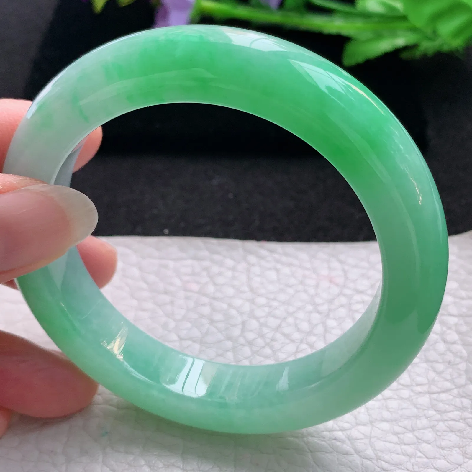 yq收藏款58*13*10缅甸翡翠a货玉手镯阳绿胶感厚装平安镯宽版玉手环