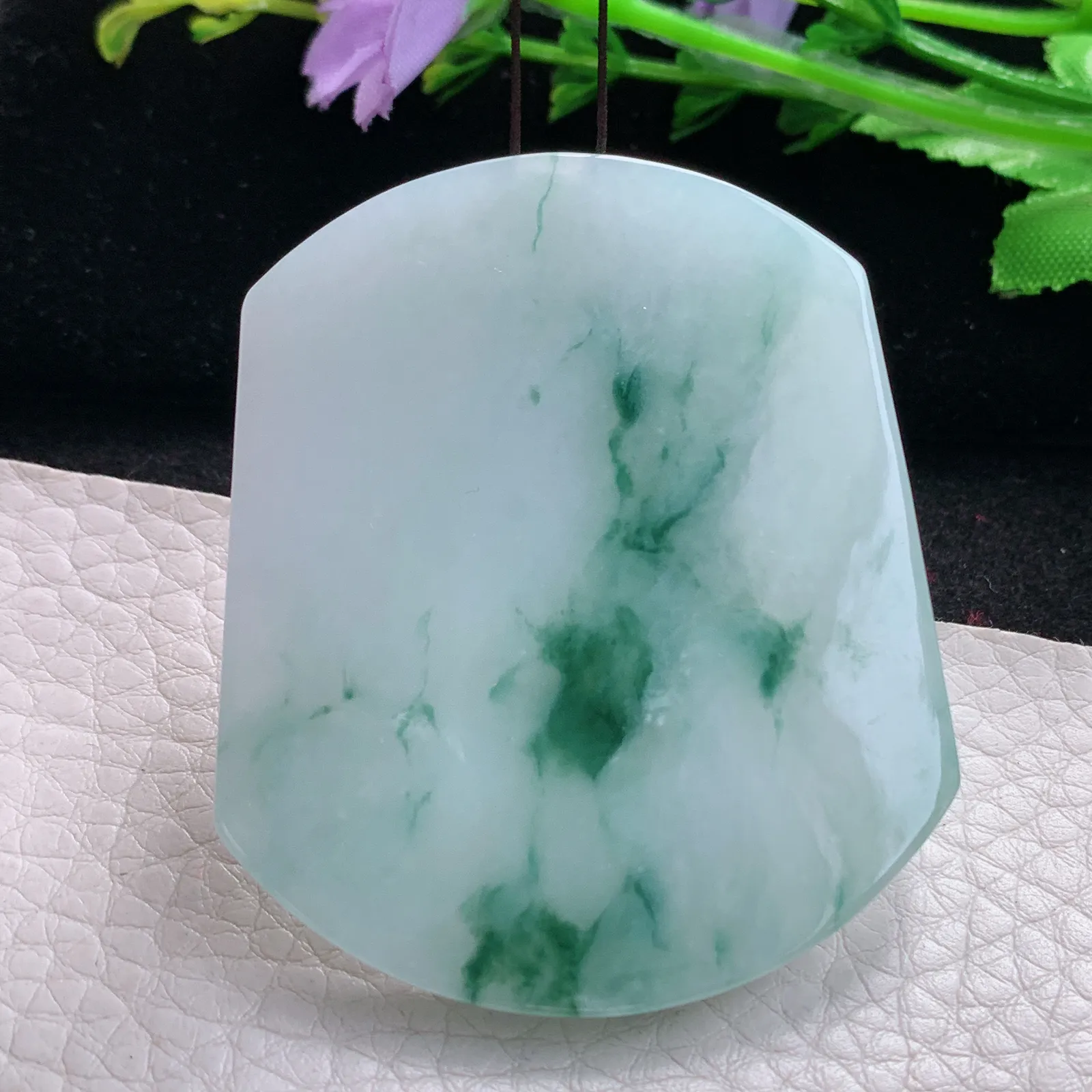 zen自然光55.6*47.5*6天然缅甸翡翠飘花大气无事牌 素面牌玉吊坠 玉挂件