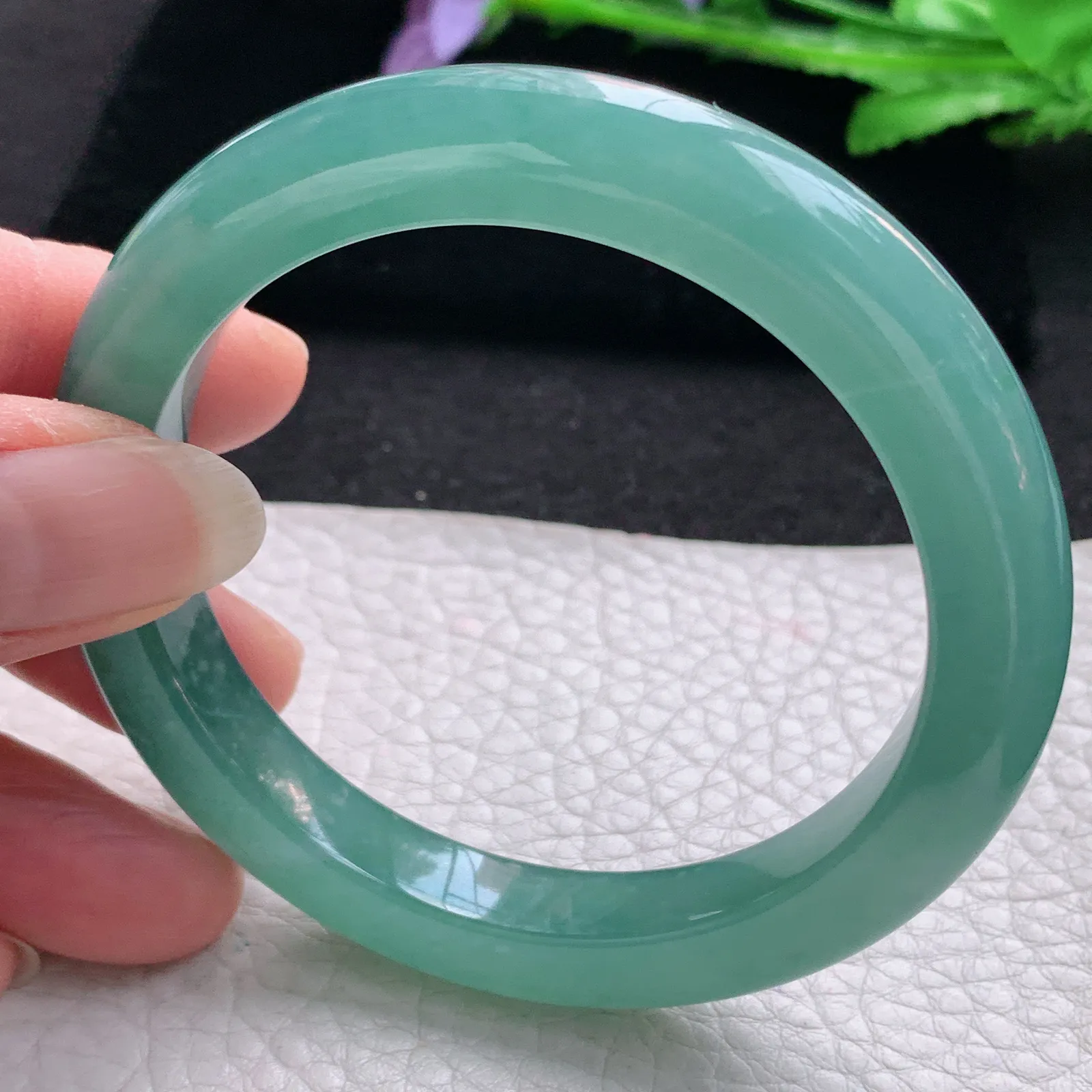 nr实拍56.5*9.5*9.5 翡翠a货玉手镯冰蓝韵正圈平安镯宽版玉手环