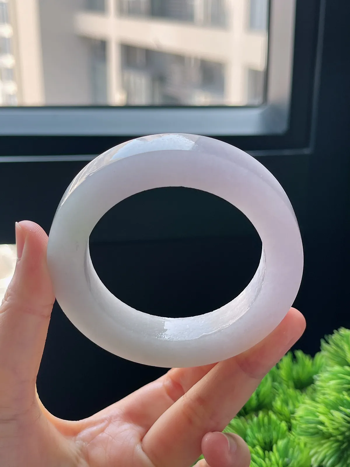 翡翠毛坯，⭕️正圈最大做59，圆条最大做55；最小做52.6