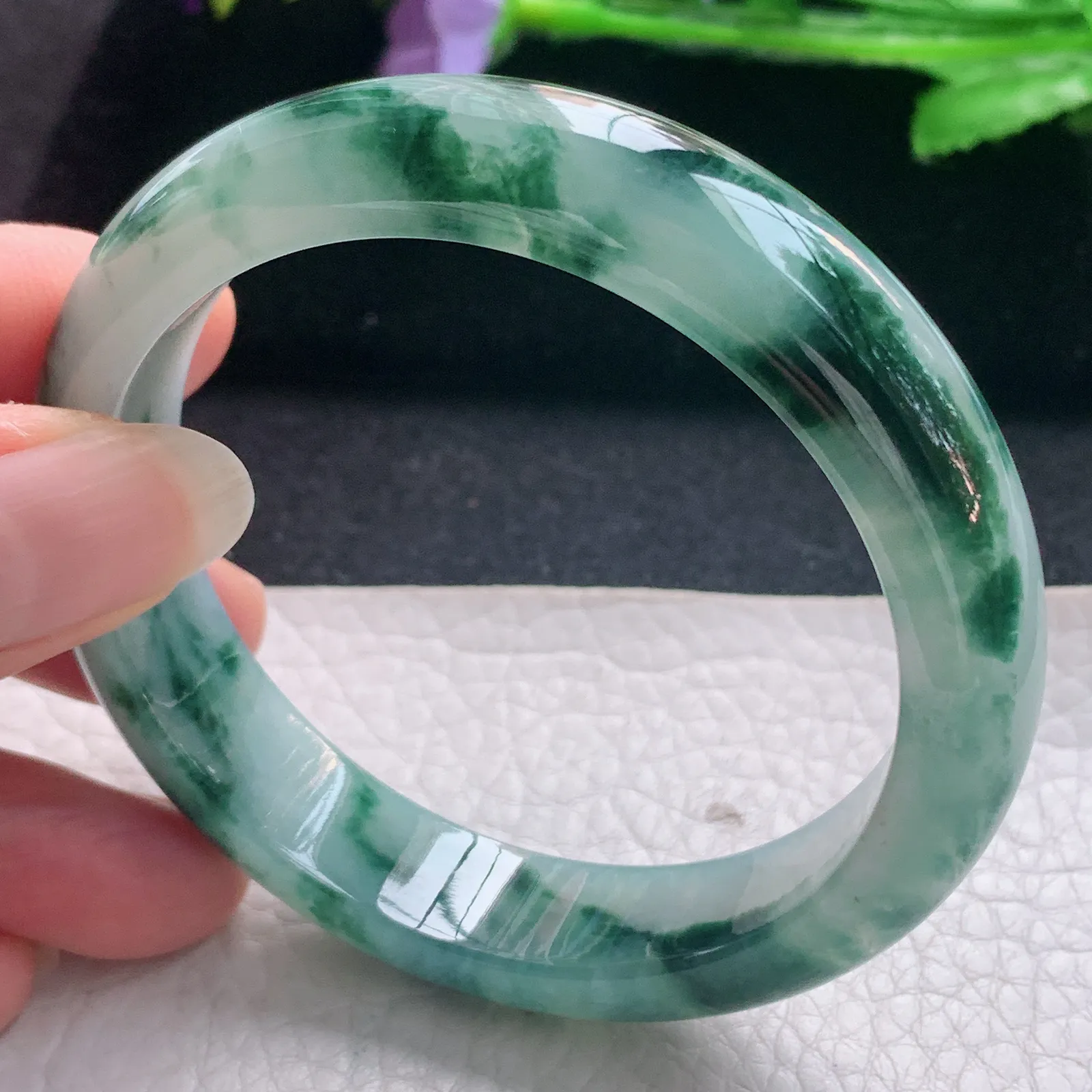 nr实拍56*13*8缅甸翡翠a货玉手镯冰飘花正圈平安镯宽版玉手环
