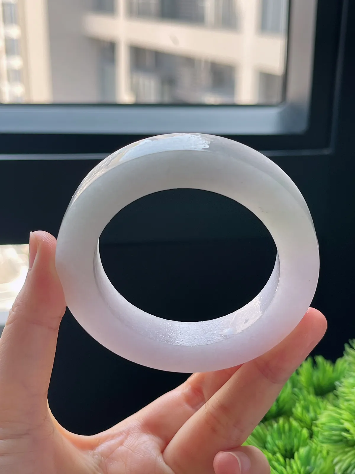 翡翠毛坯，⭕️正圈最大做59，圆条最大做55；最小做52.6