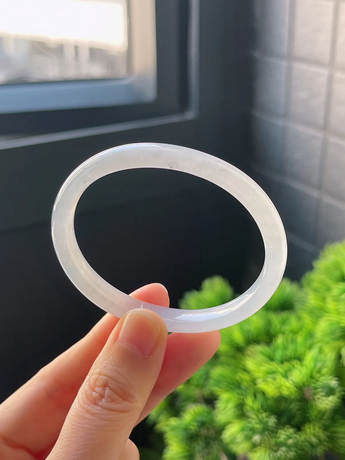 贵妃镯52.7圈口，翡翠冰种白色手镯