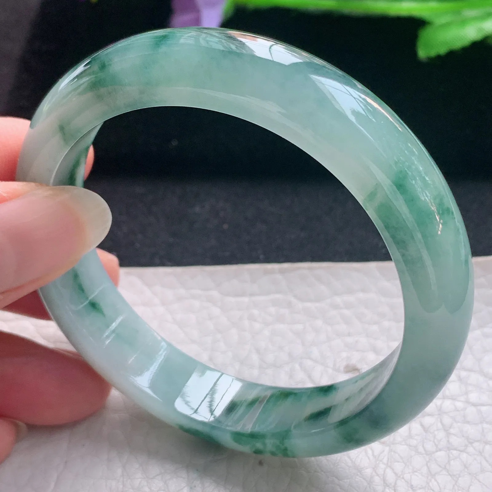 nr实拍56*13*8缅甸翡翠a货玉手镯冰飘花正圈平安镯宽版玉手环