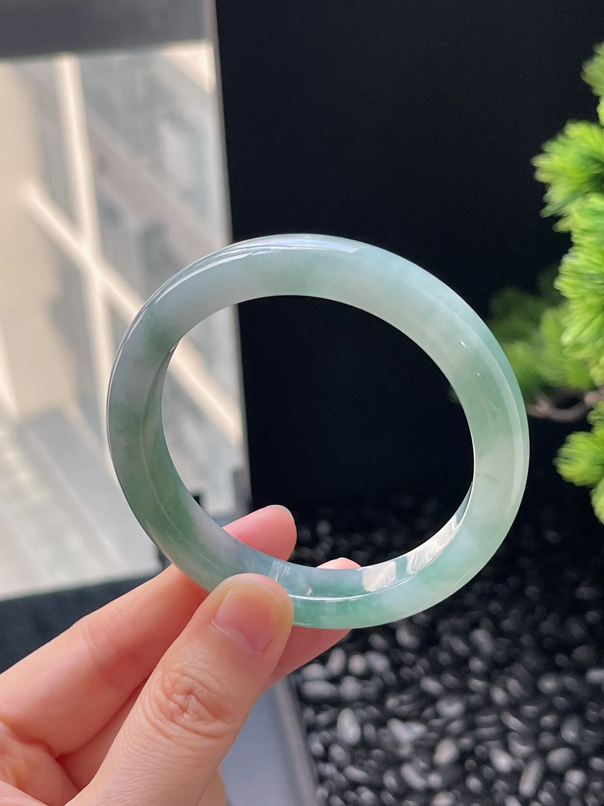 正圈55圈口，翡翠冰糯种绿色手镯