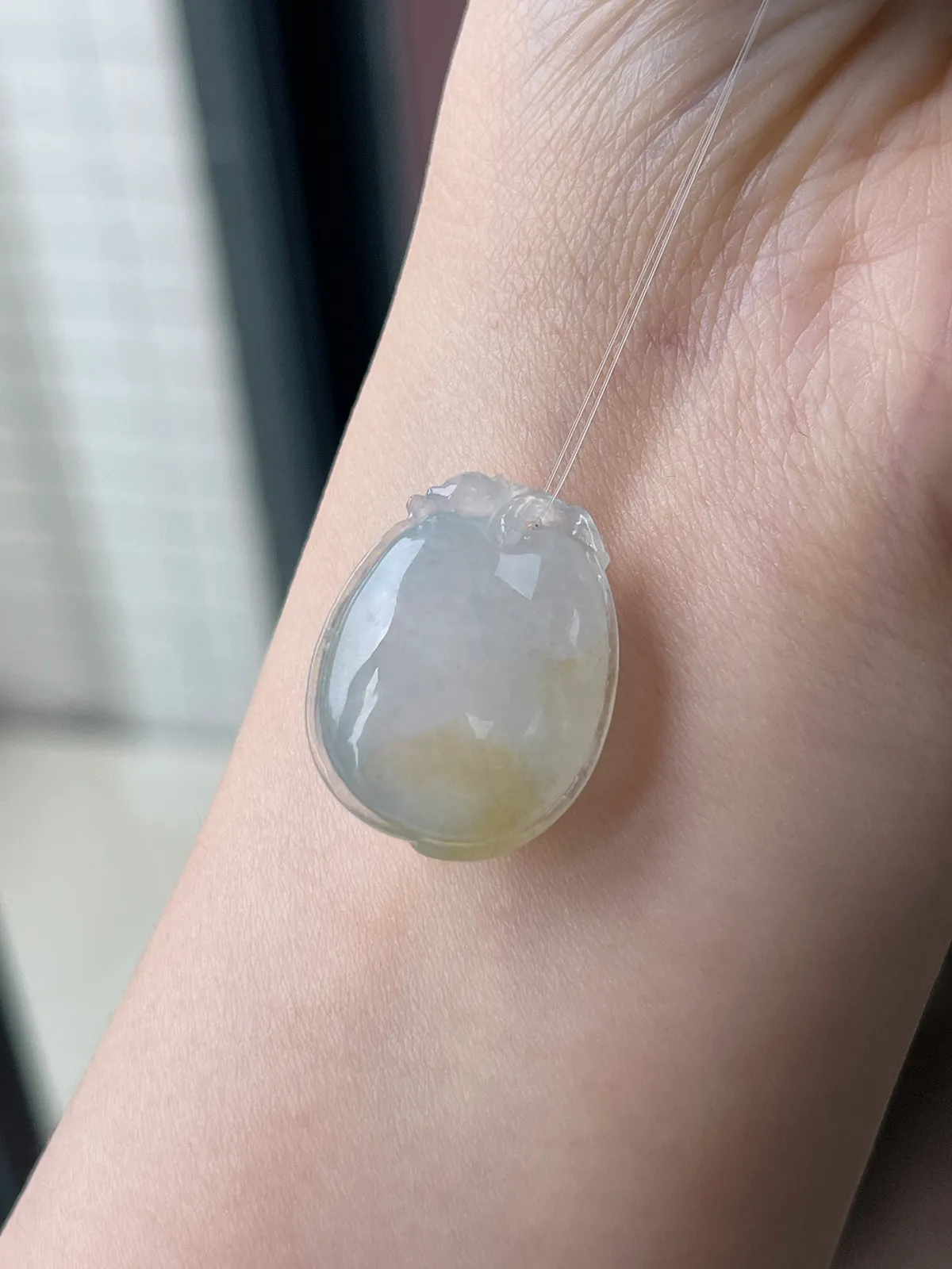 翡翠冰糯种黄色吊坠