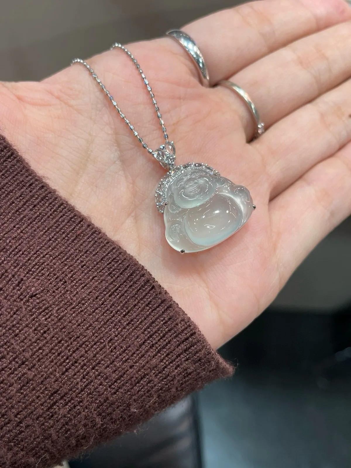 冰晴 起胶感 小佛公吊坠

18k金简镶嵌