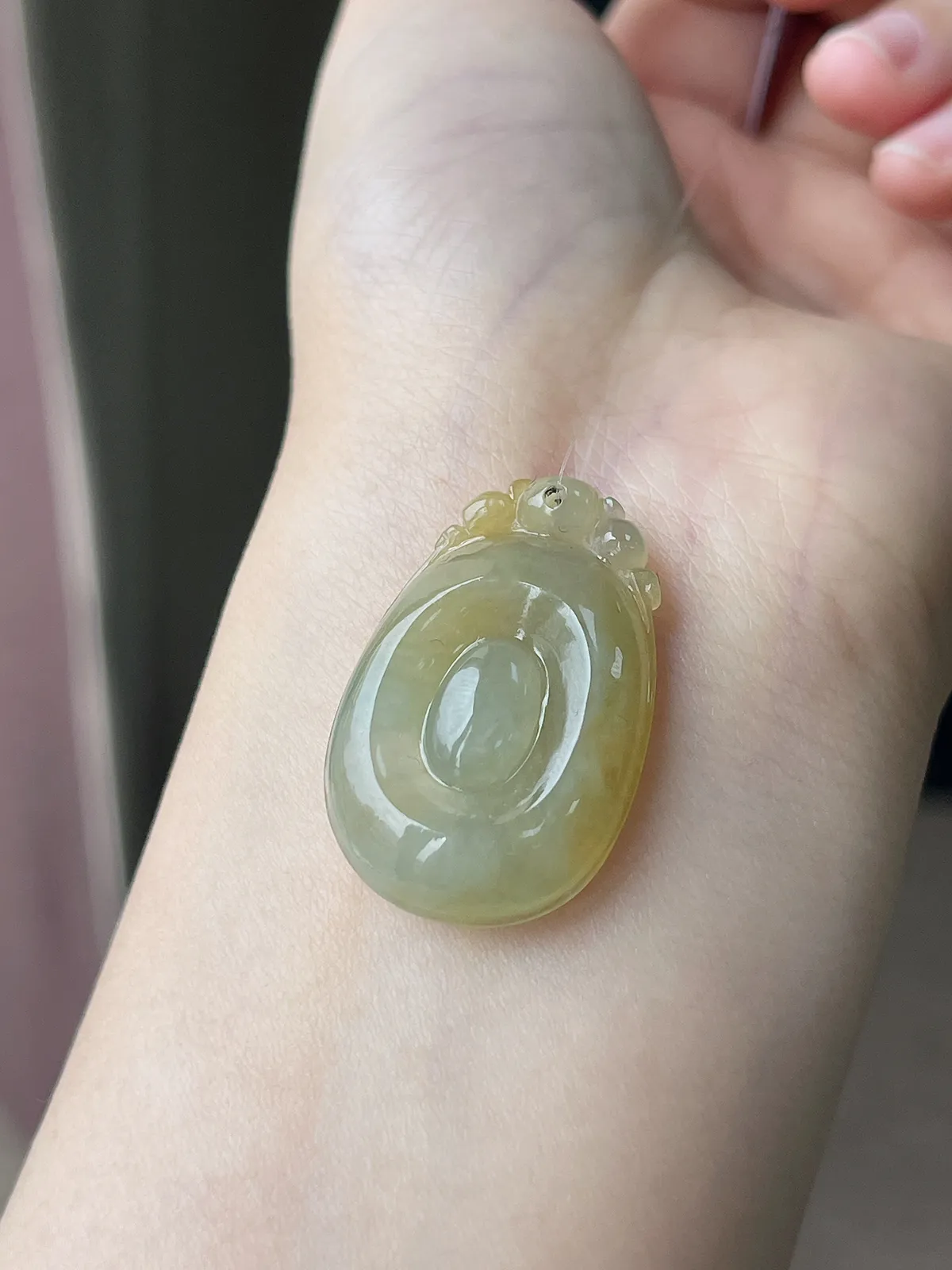 翡翠冰糯种黄色福贝吊坠