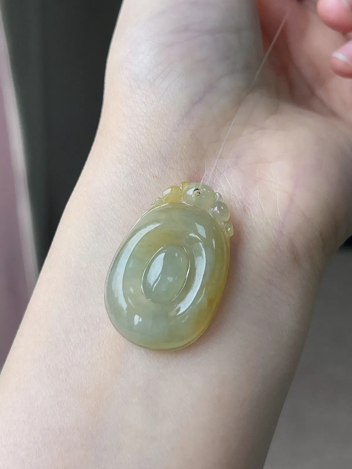 翡翠冰糯种黄色福贝吊坠