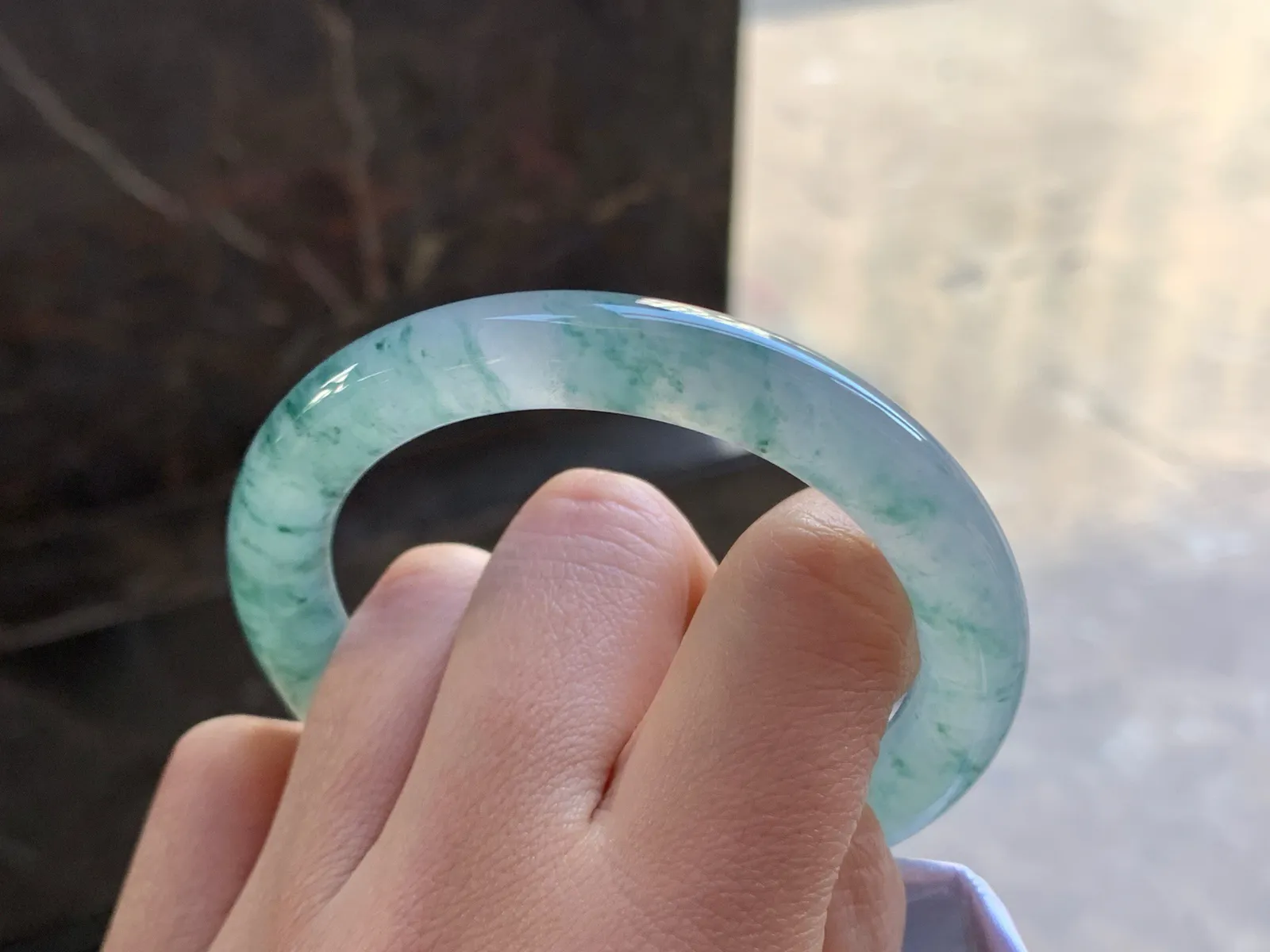 53-8.8

冰蓝花圆条手镯^_^鲜艳