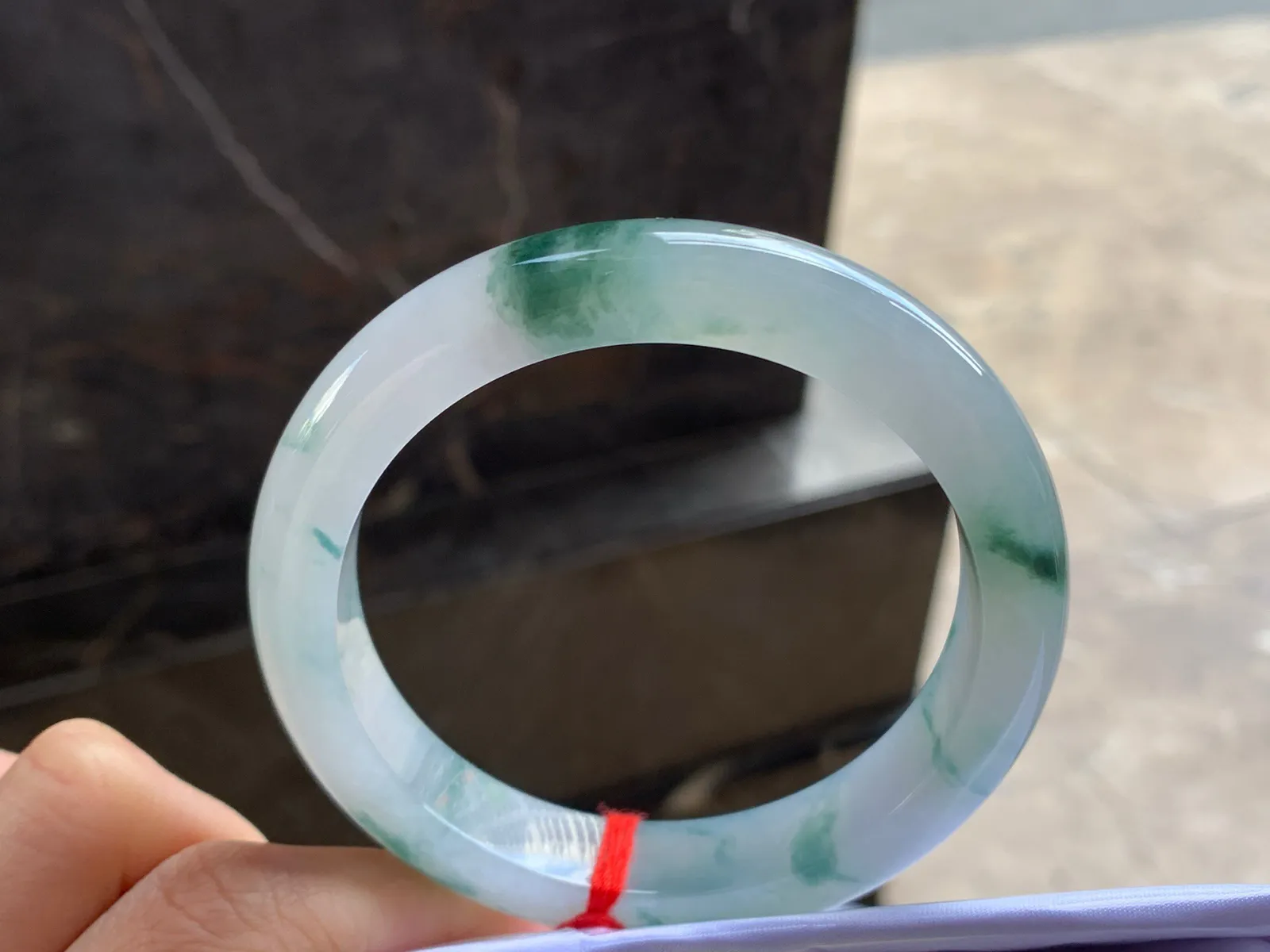 61.5-12.7-9.4

蓝花大圈手镯^_^飘花浓郁