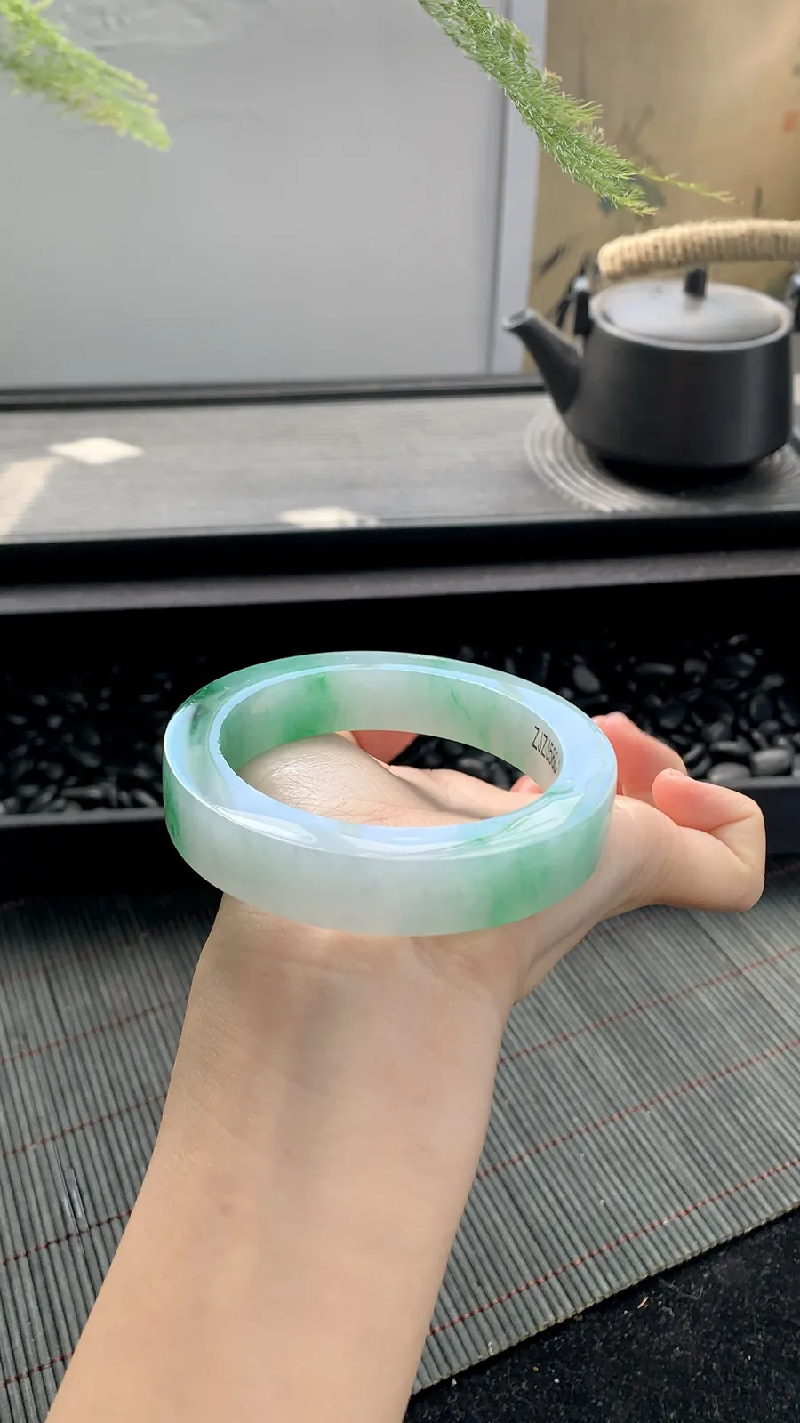 【飘阳绿镯胚】