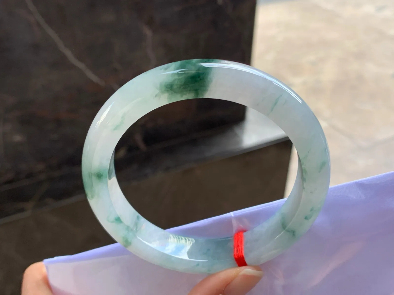 61.5-12.7-9.4

蓝花大圈手镯^_^飘花浓郁