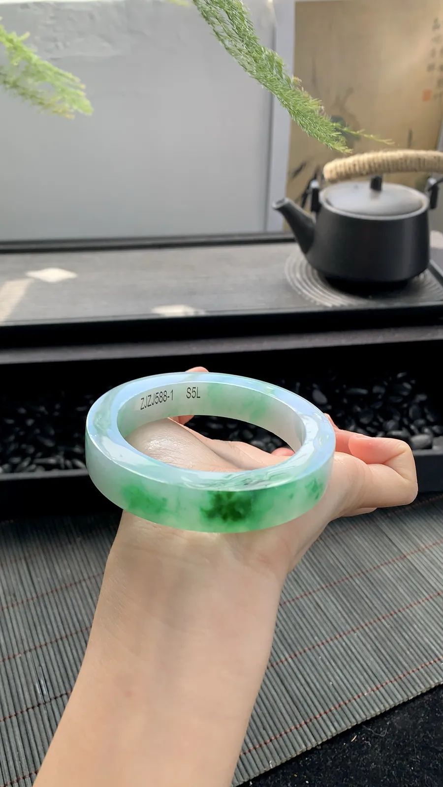 【飘阳绿镯胚】