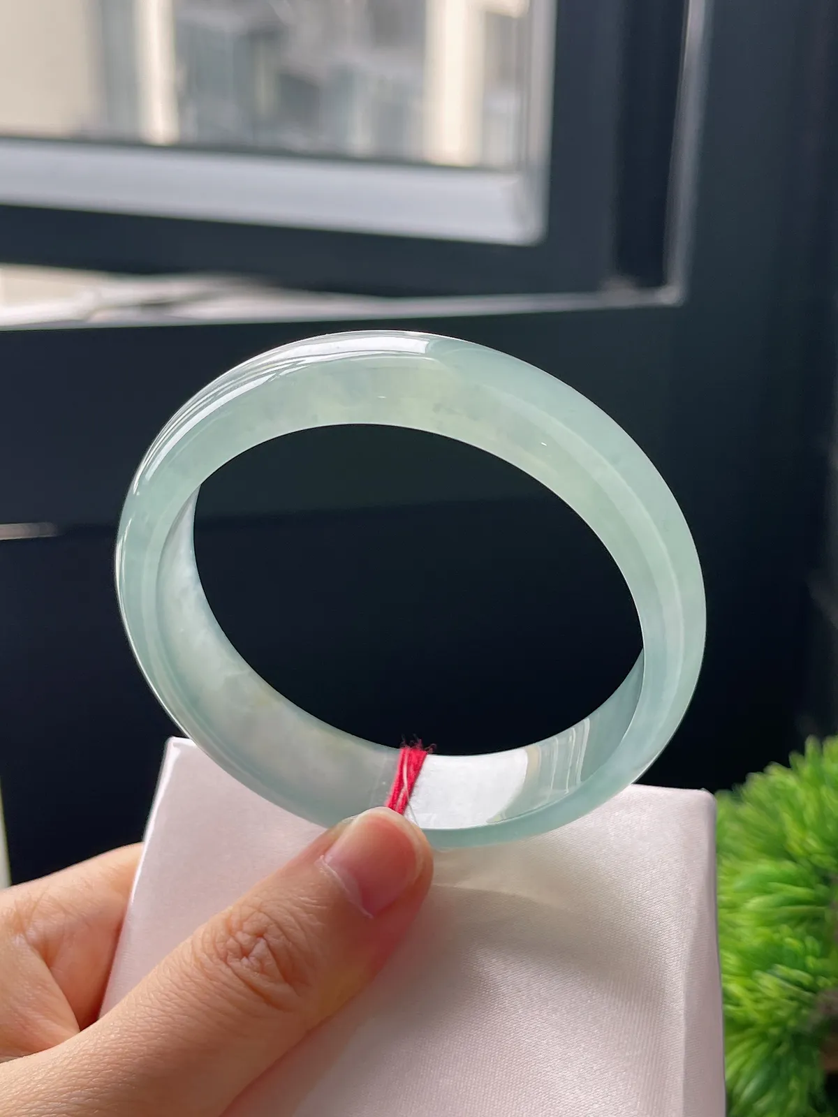 正圈58圈口，翡翠冰种绿色手镯