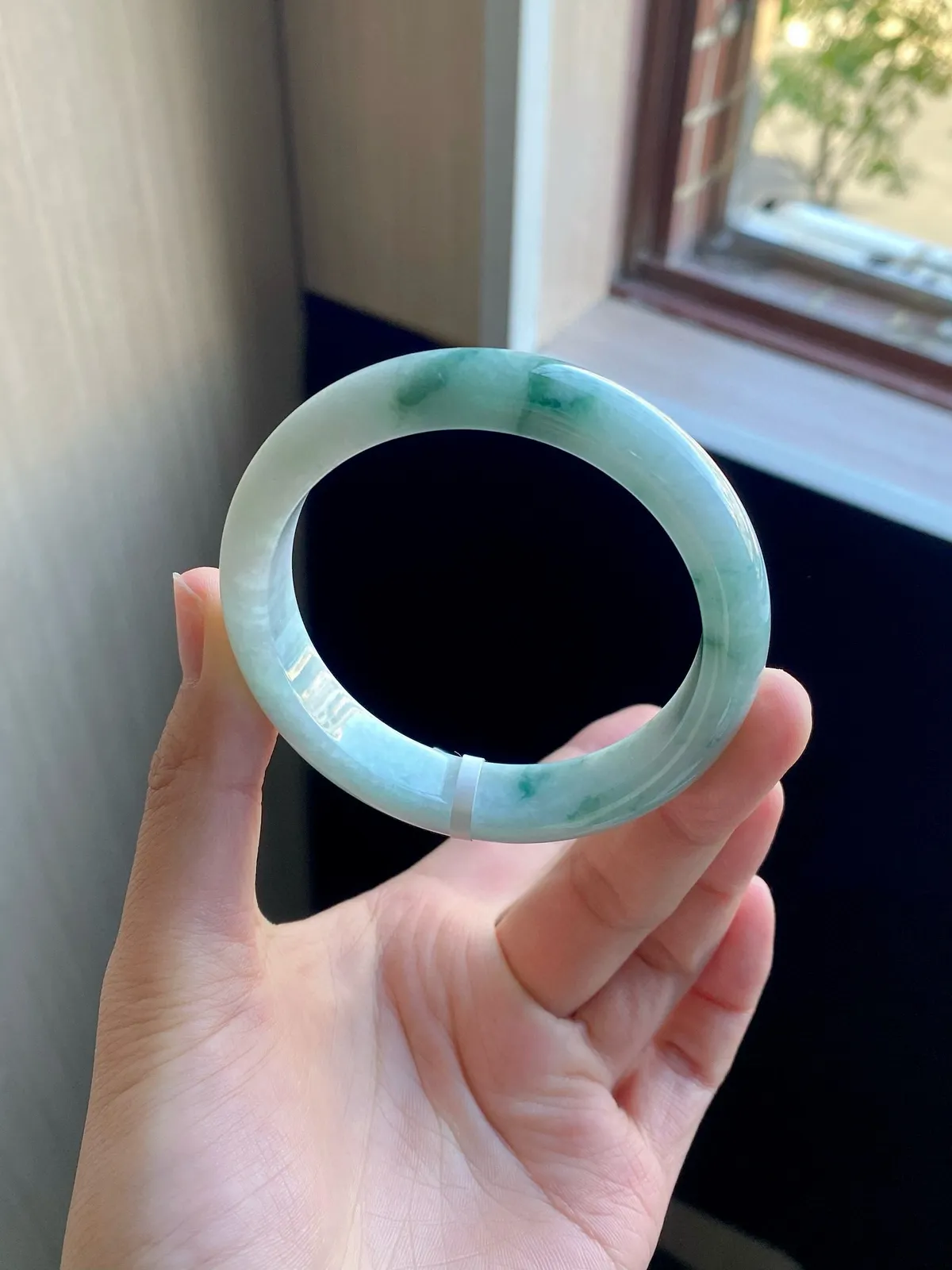 绿飘花正圈
⭕️57-12.2-8.2