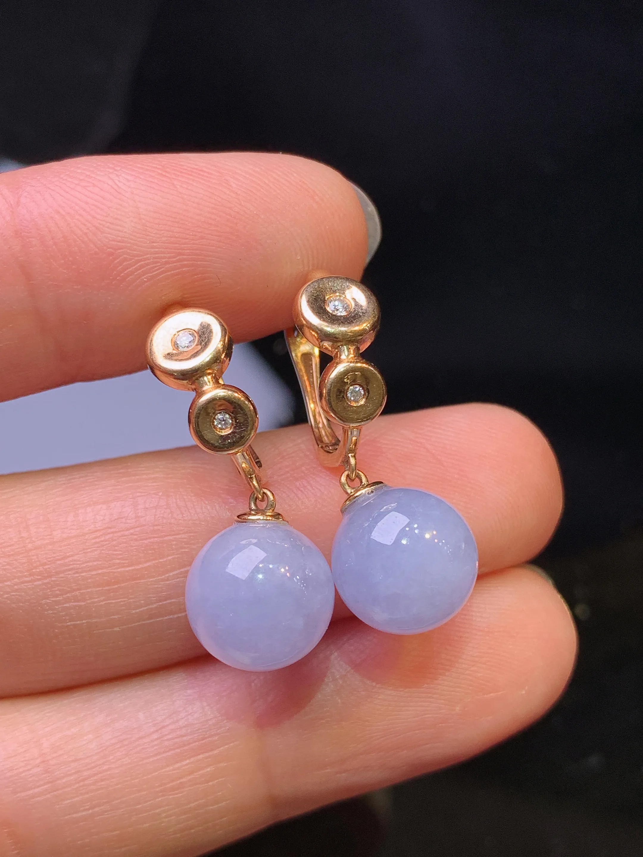 18k金镶嵌紫罗兰圆珠耳坠 玉质细腻 色泽艳丽清新 整体尺寸26*9.3