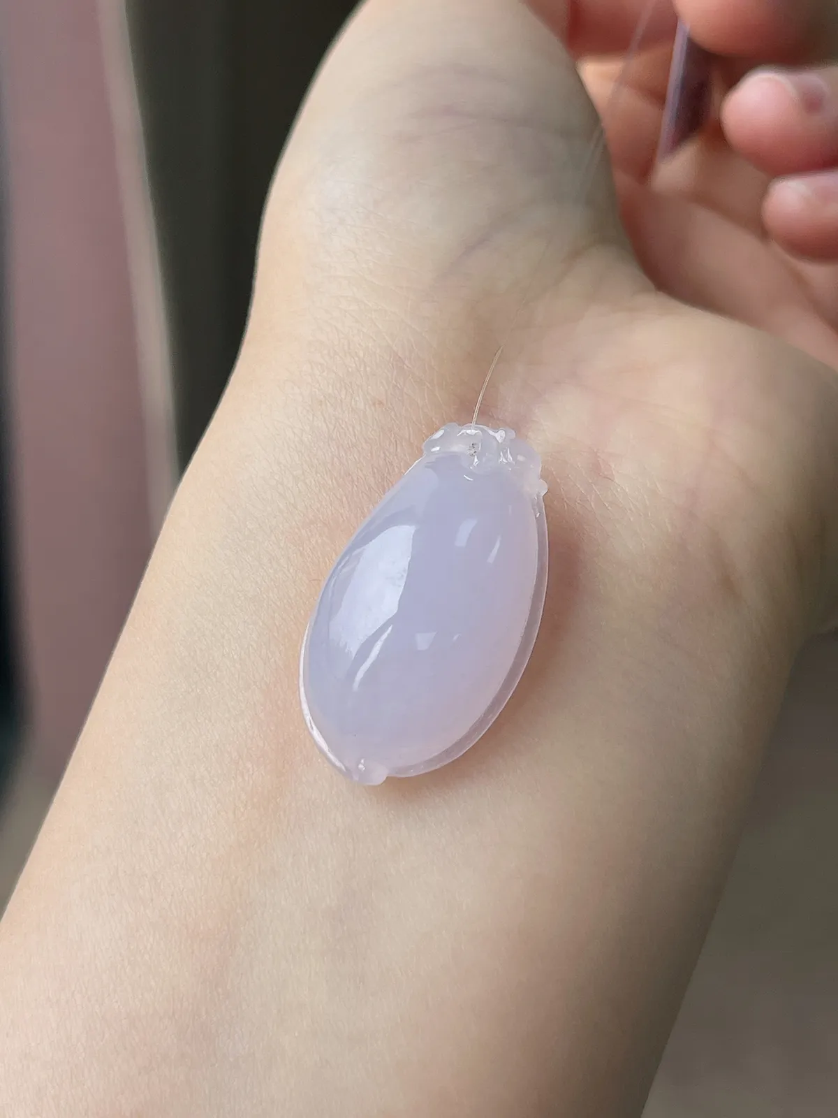 翡翠冰糯种淡紫色福瓜吊坠