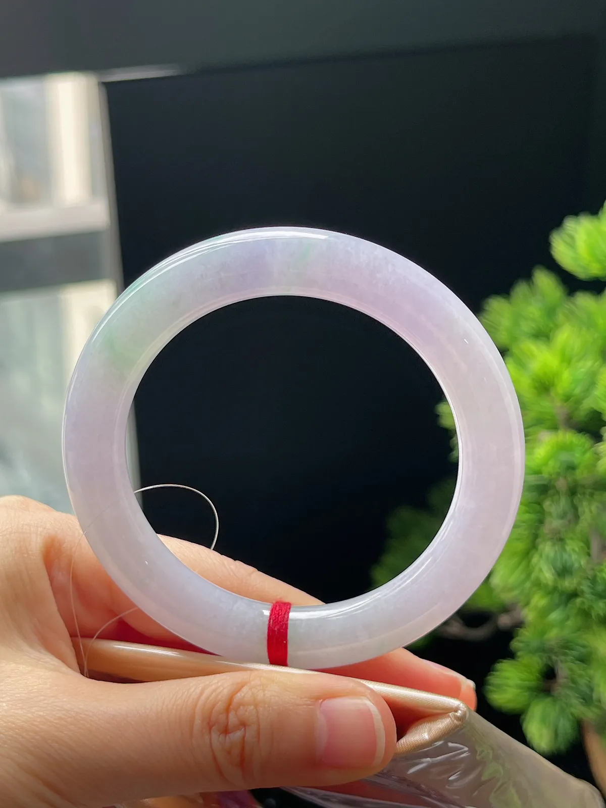 圆镯54圈口，翡翠冰糯种春彩手镯