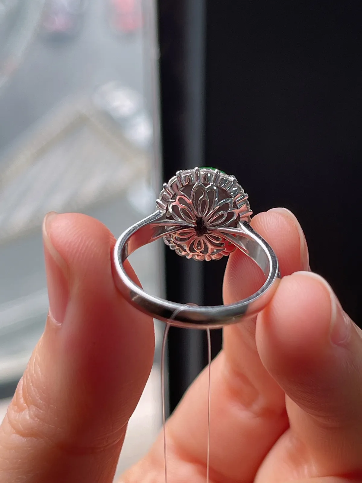 18k金翡翠冰阳绿戒指