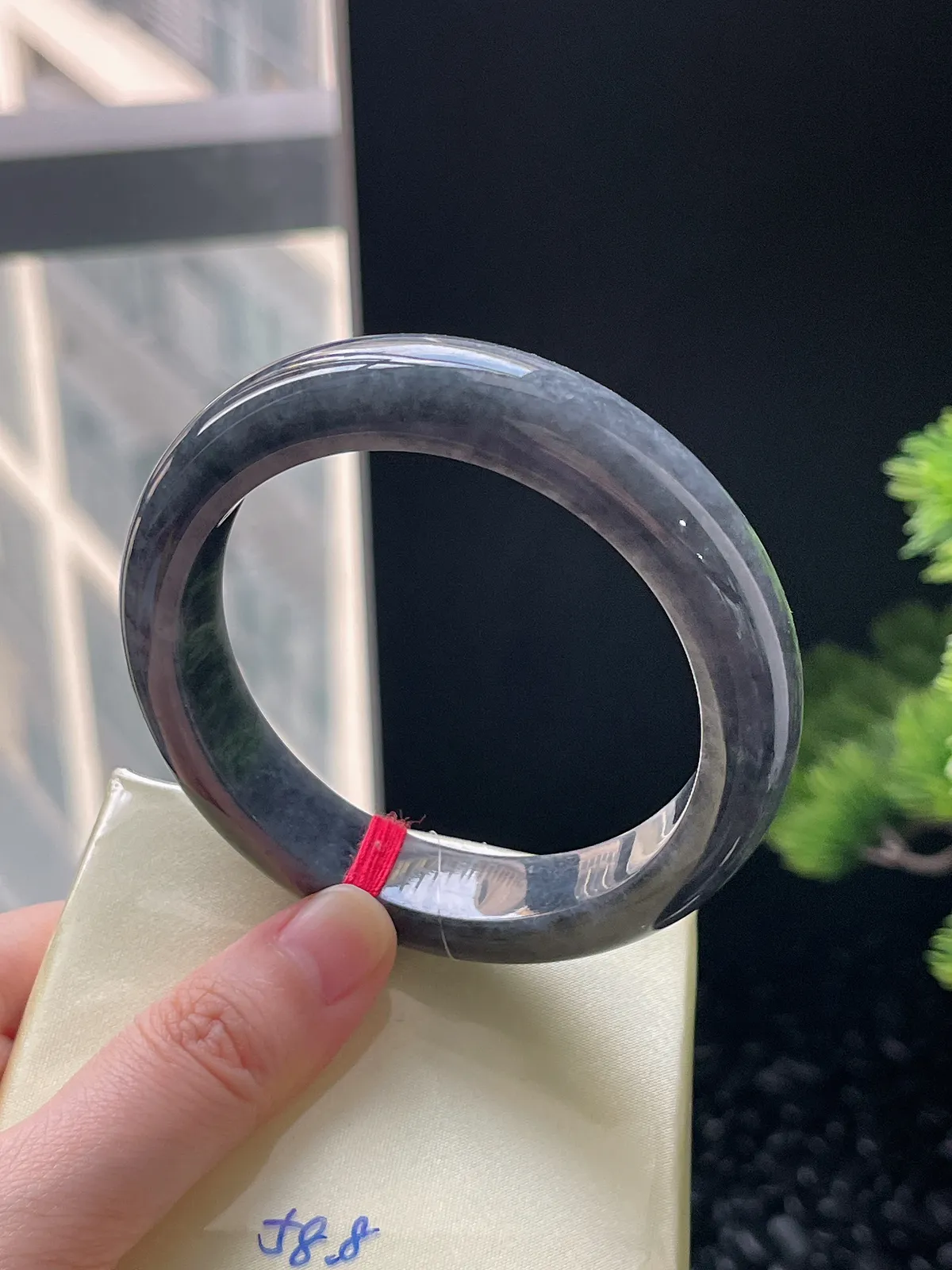 正圈58，翡翠乌鸡手镯