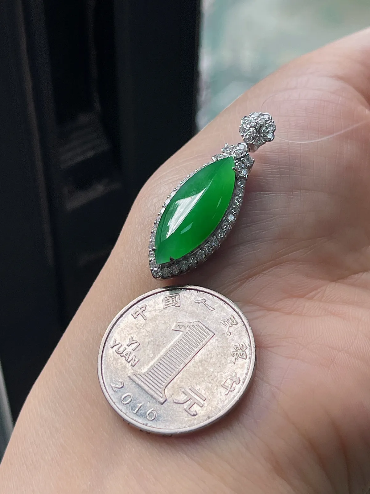 18k金翡翠冰糯种绿色吊坠