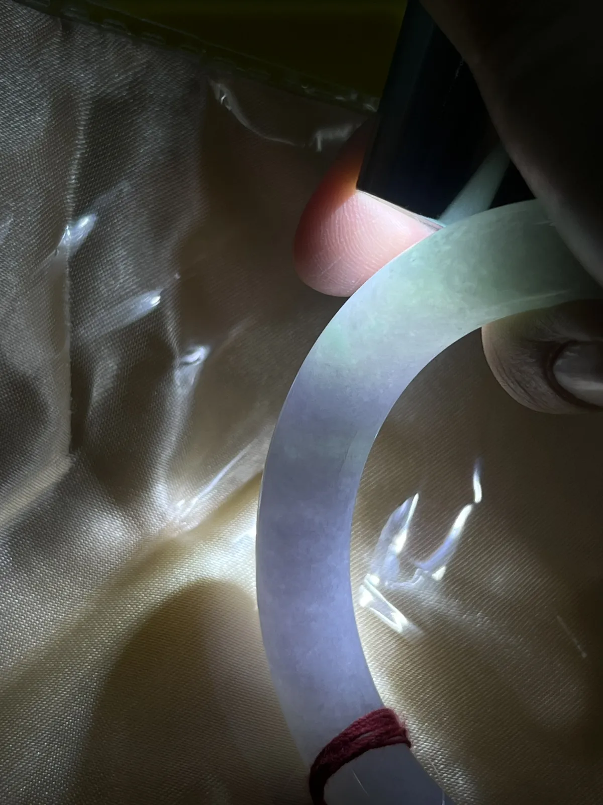 圆镯54圈口，翡翠冰糯种春彩手镯