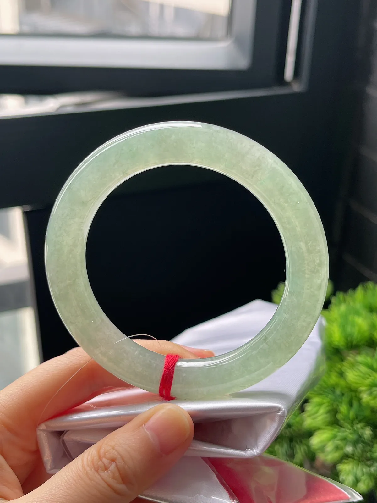 圆条56.7，翡翠冰晴底手镯