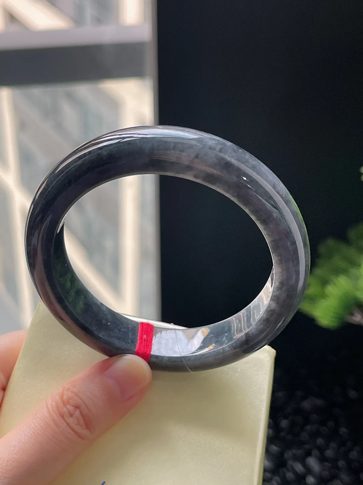 正圈58，翡翠乌鸡手镯