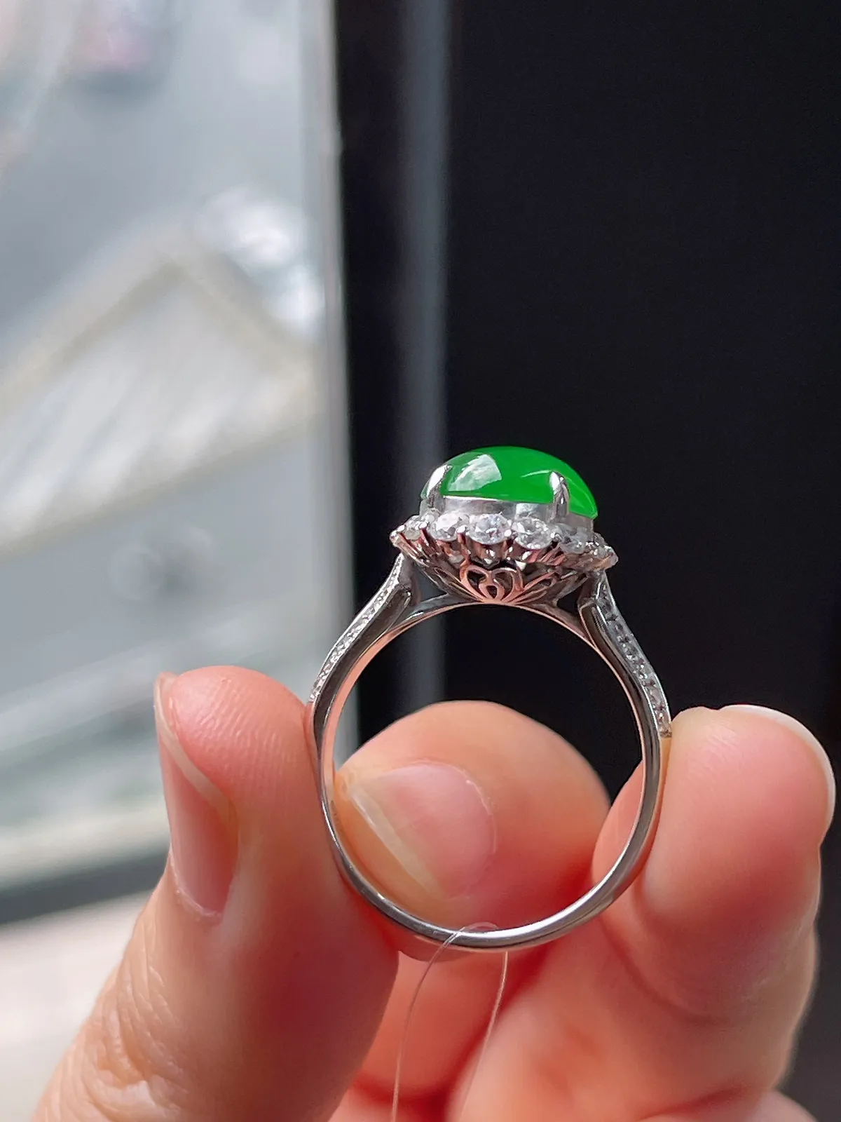 18k金翡翠冰阳绿戒指