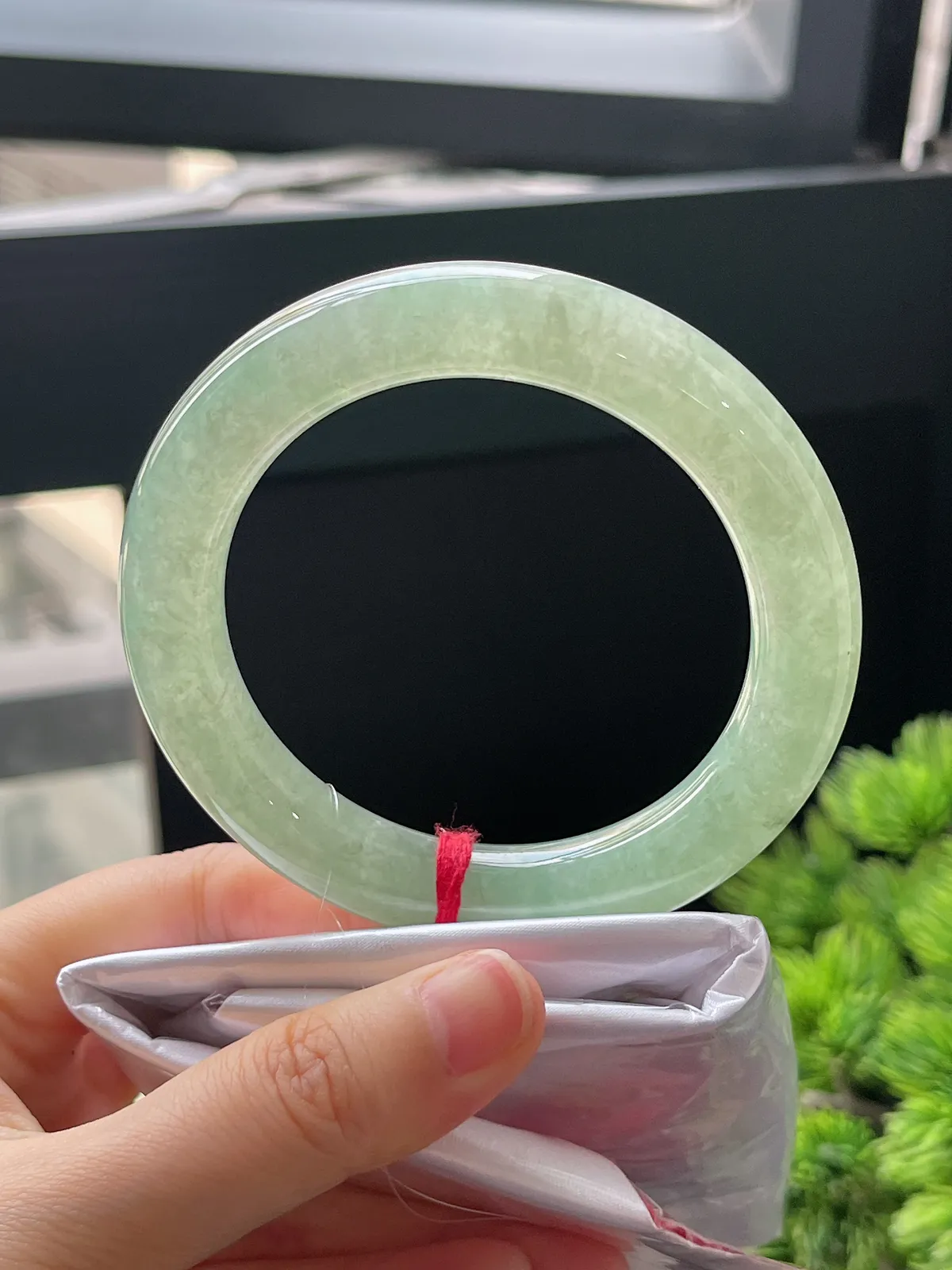 圆条56，翡翠冰晴底满绿手镯