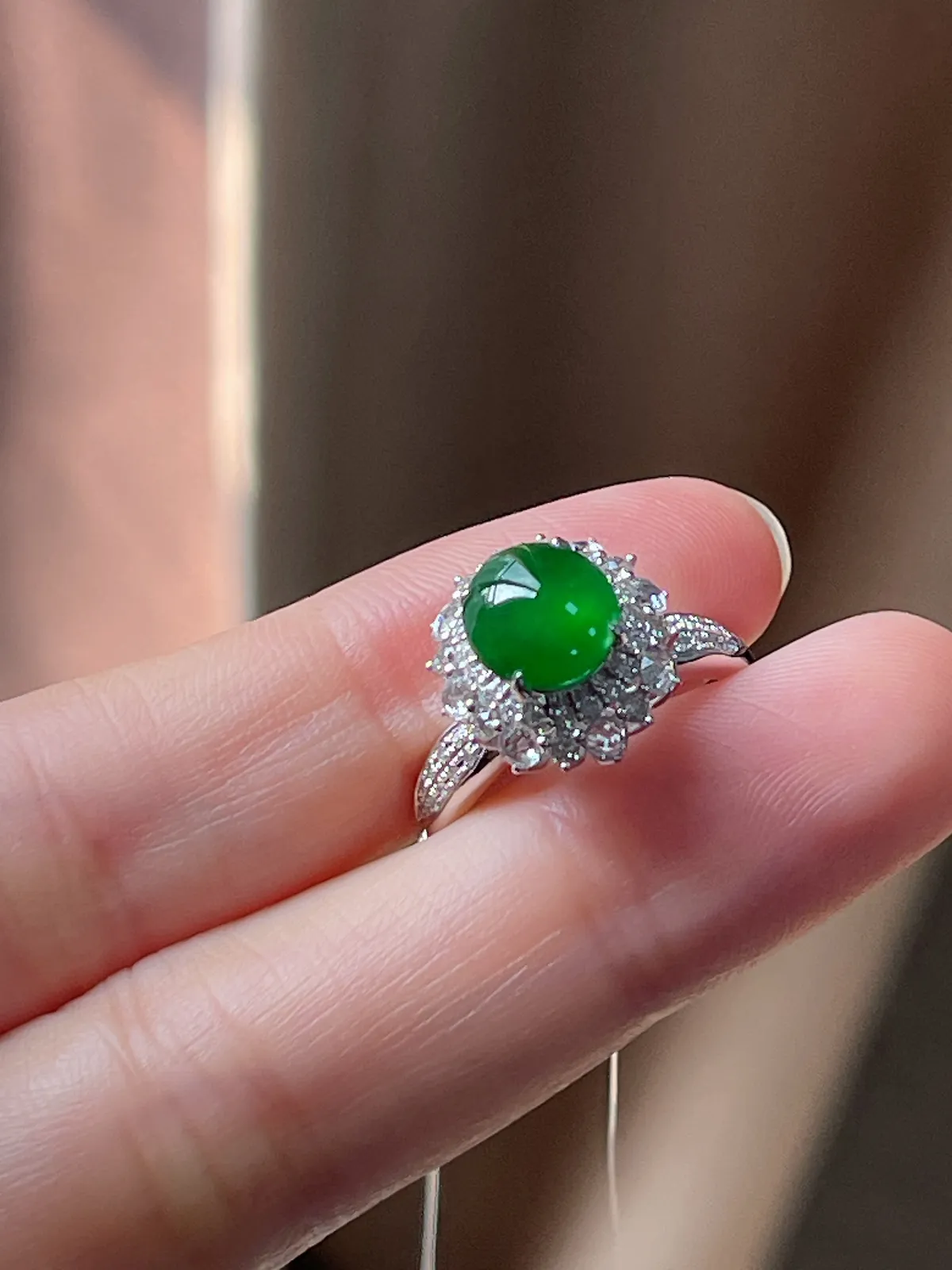 18k金翡翠满绿戒指