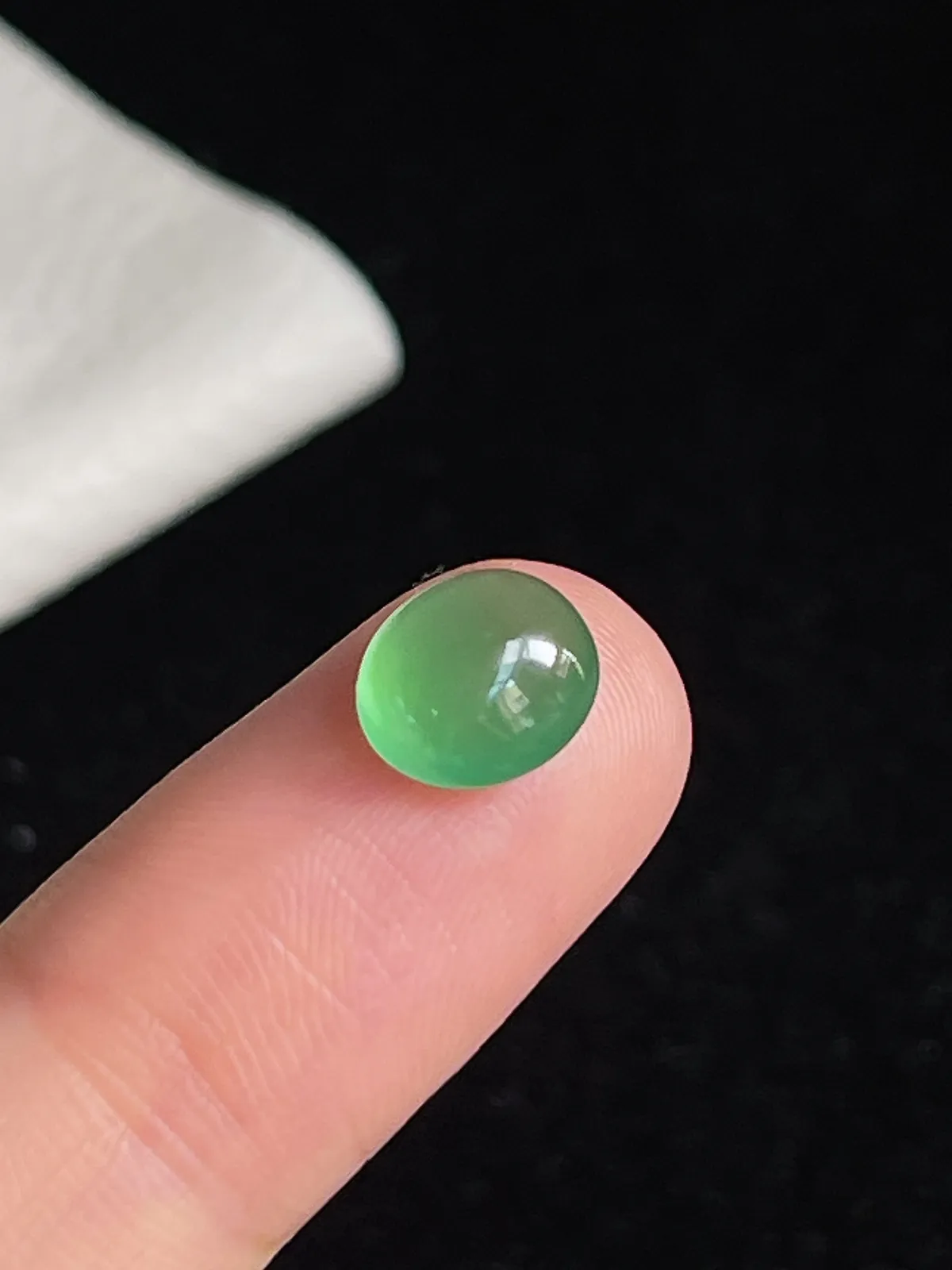 翡翠冰种浅绿色戒面