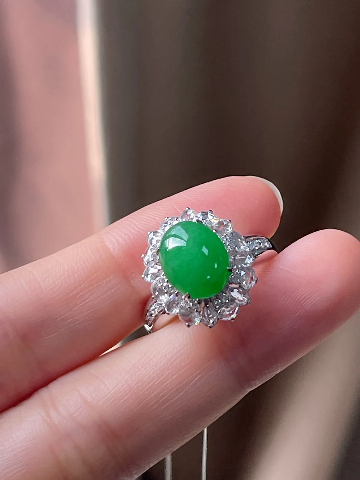 18k金翡翠满绿戒指