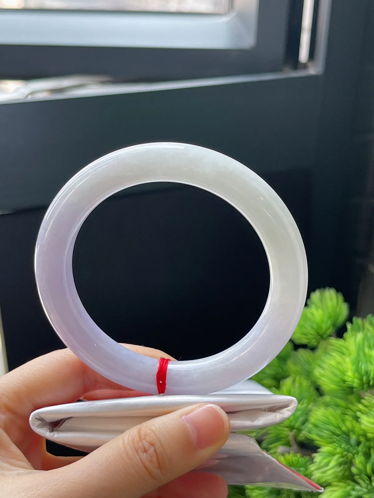 圆条58.6，翡翠糯化种淡紫色手镯