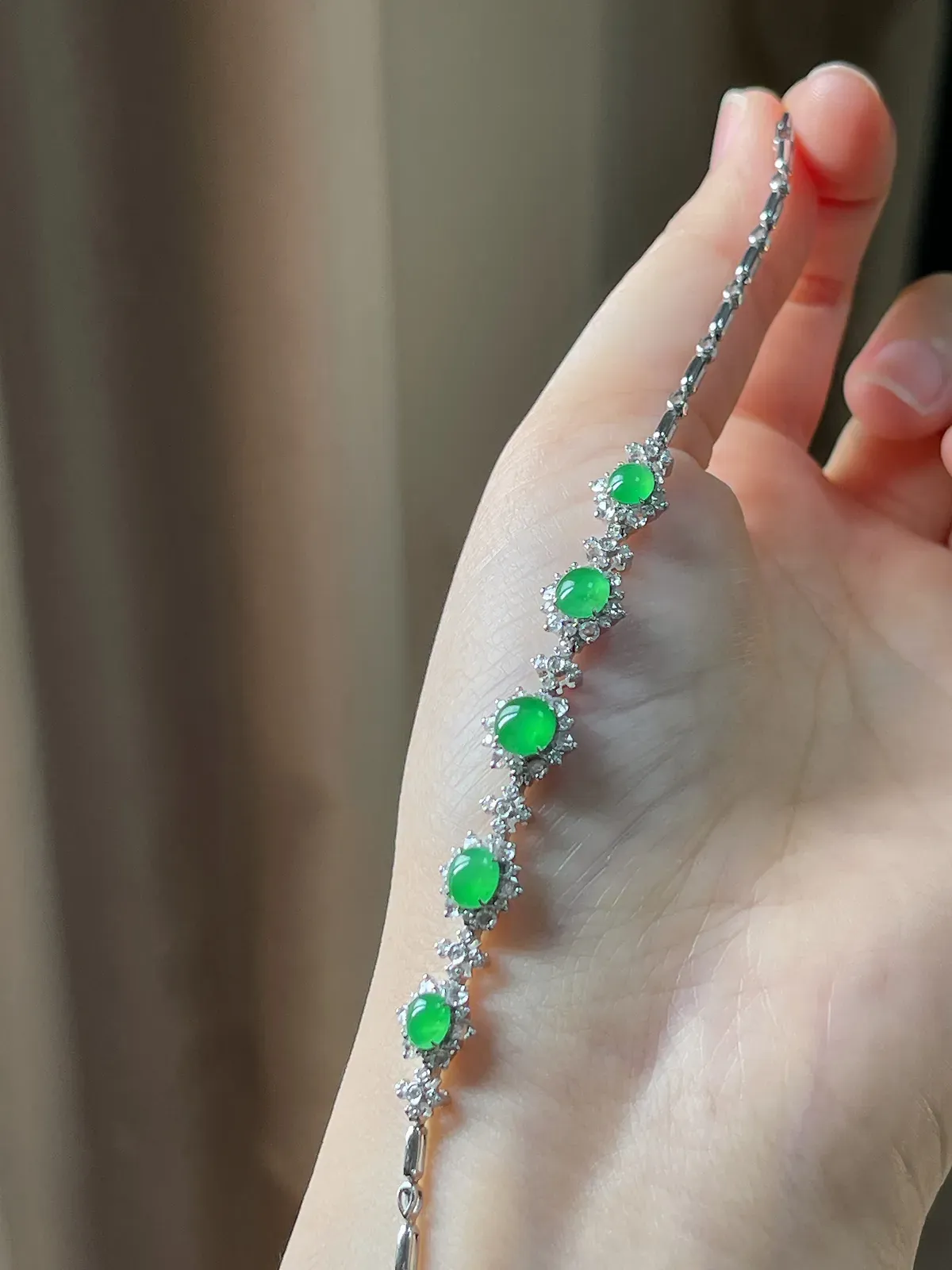 18k金翡翠冰糯满绿手链