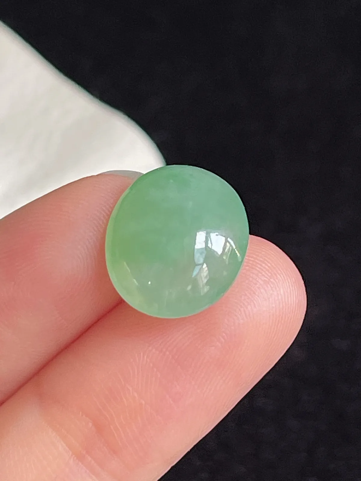翡翠冰糯种浅绿色戒面