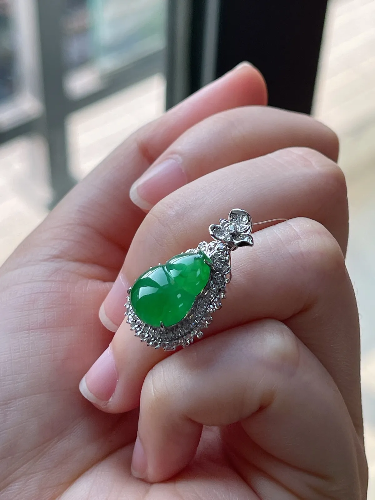 18k金翡翠冰糯种满绿葫芦吊坠