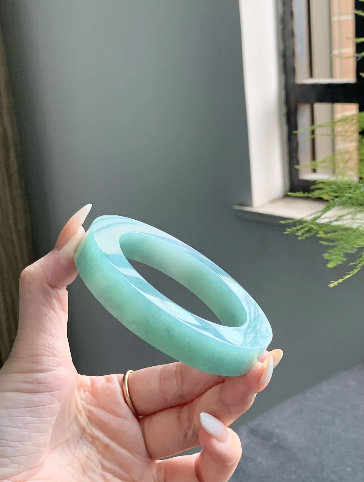 【冰胶湖水绿】