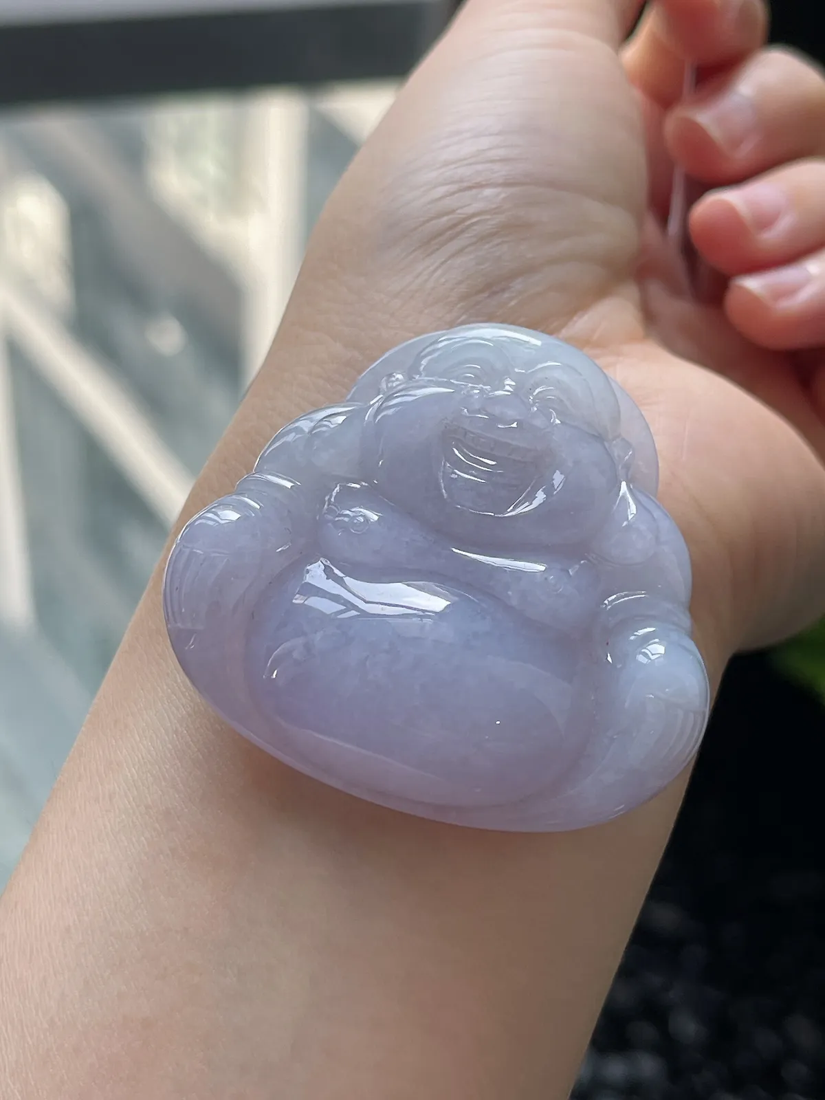 翡翠糯化种淡紫色佛公挂坠