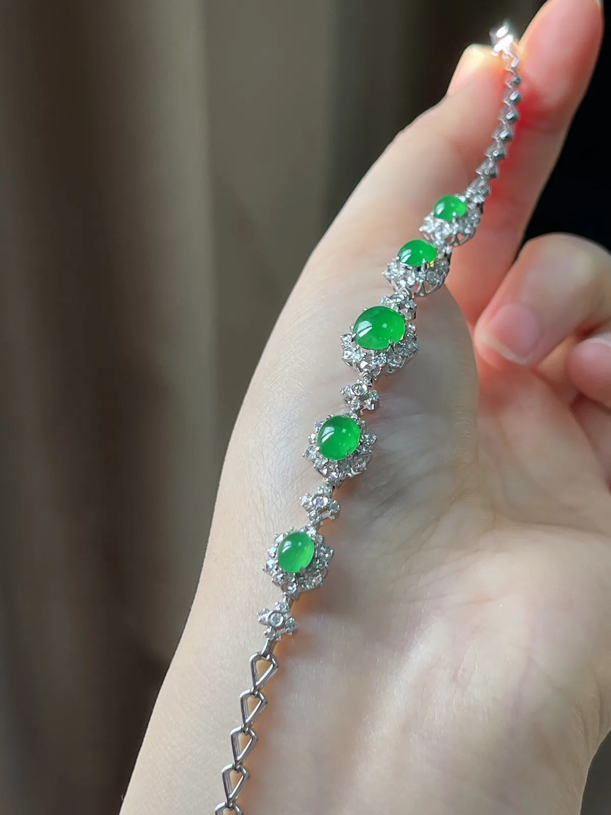 18k金翡翠冰满绿手链