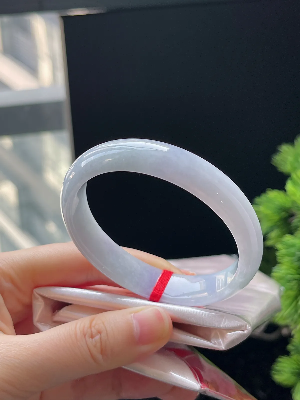 贵妃镯54圈口，翡翠春带彩手镯