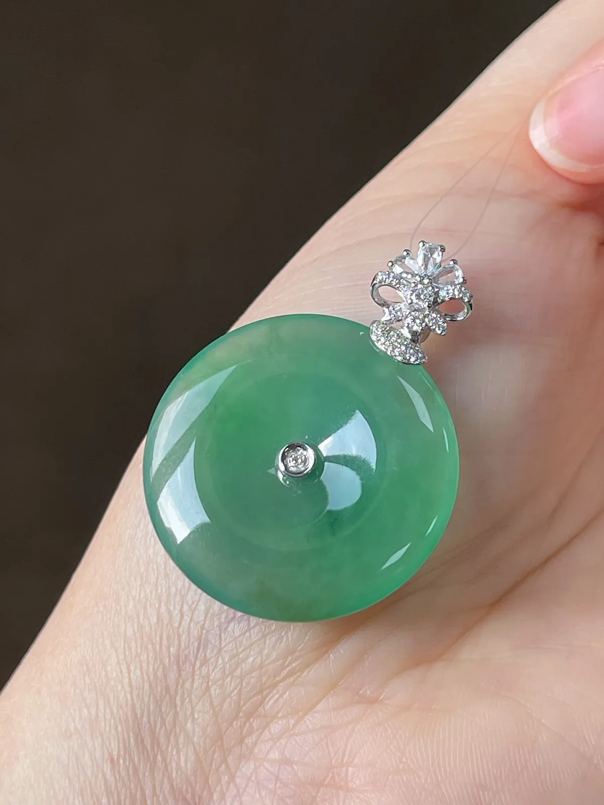 18k金翡翠冰糯种绿色平安扣吊坠